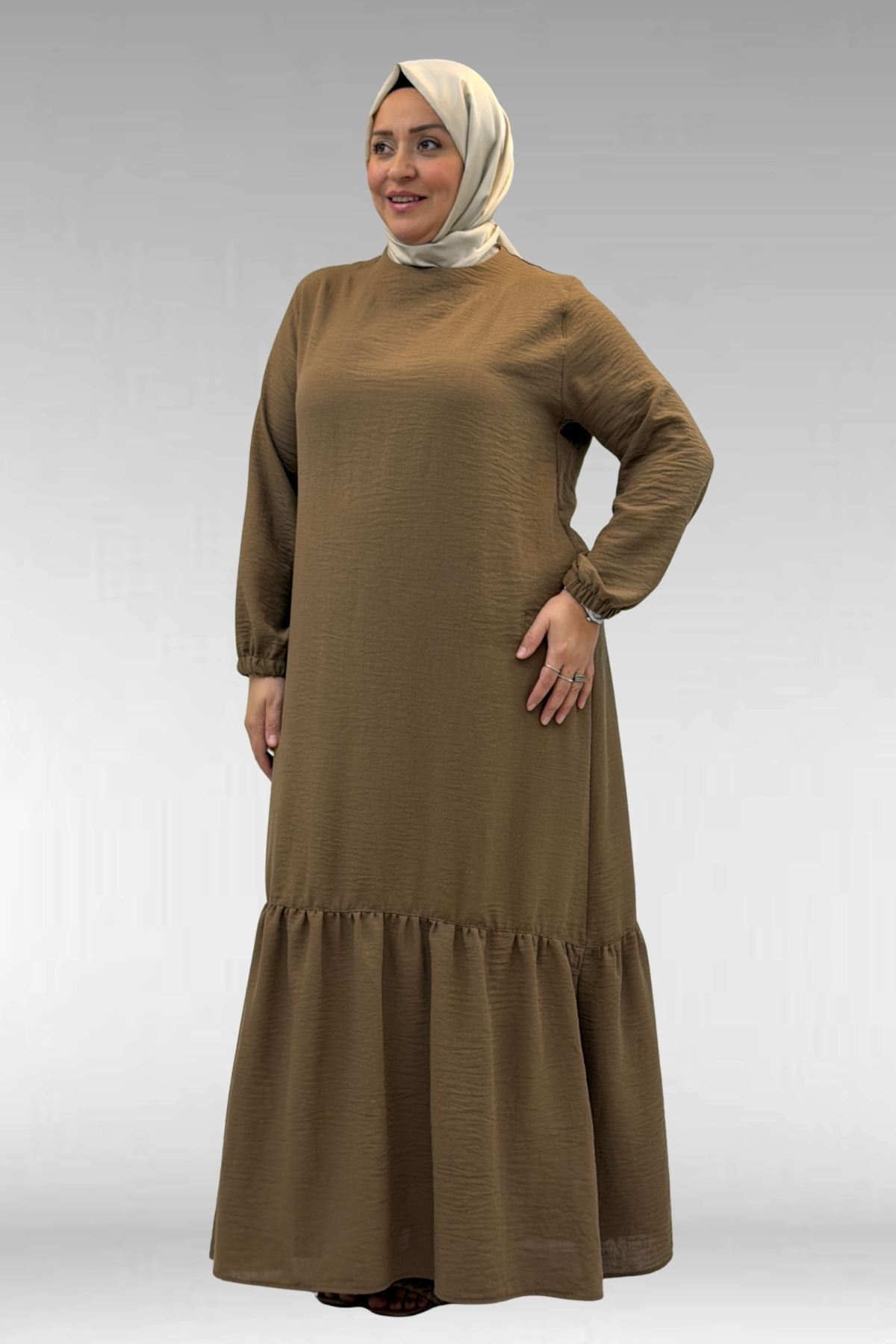 42027 Büyük Beden Eteği Büzgülü  Keten Elbise - Kahve