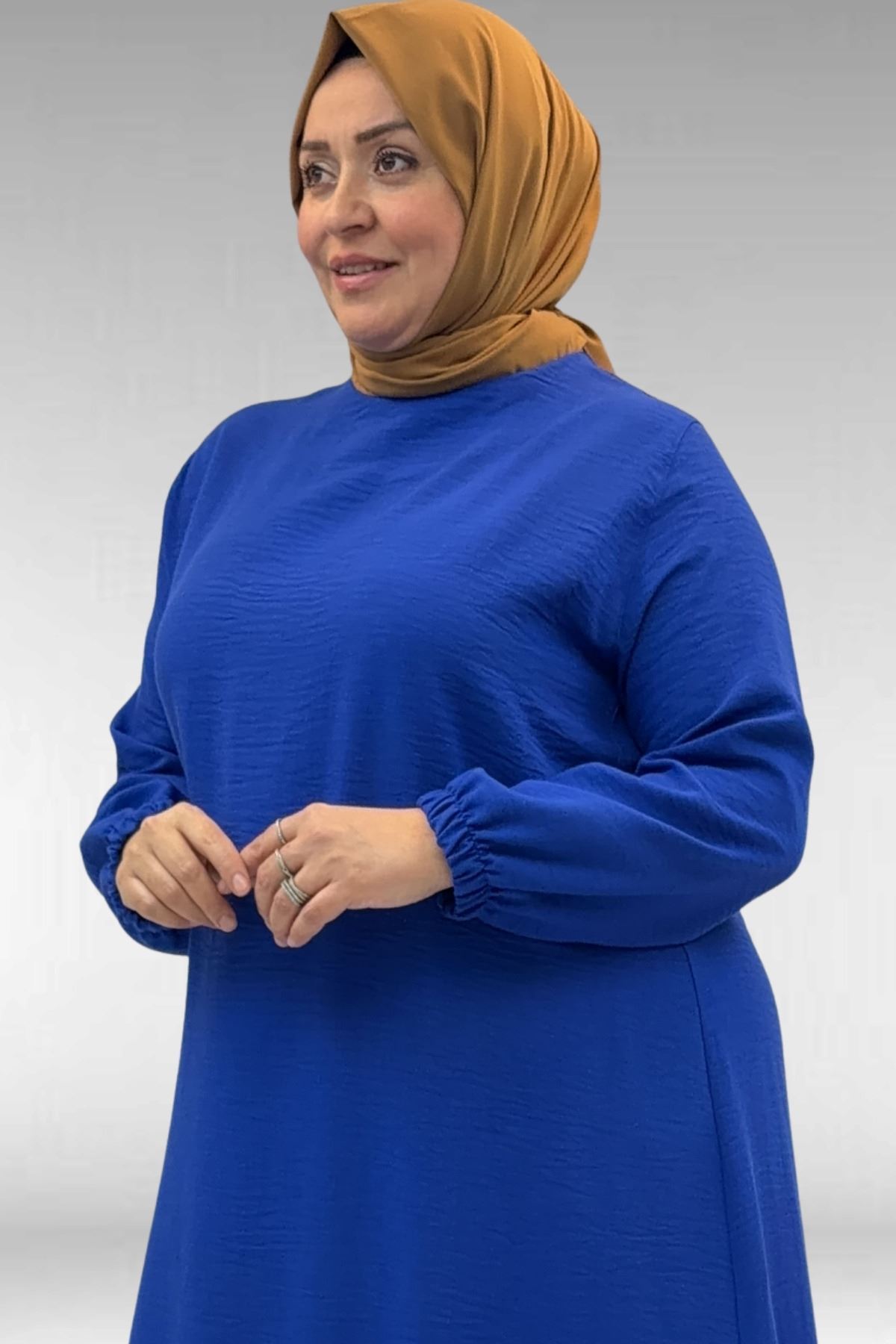 42027 Büyük Beden Eteği Büzgülü  Keten Elbise - Saks