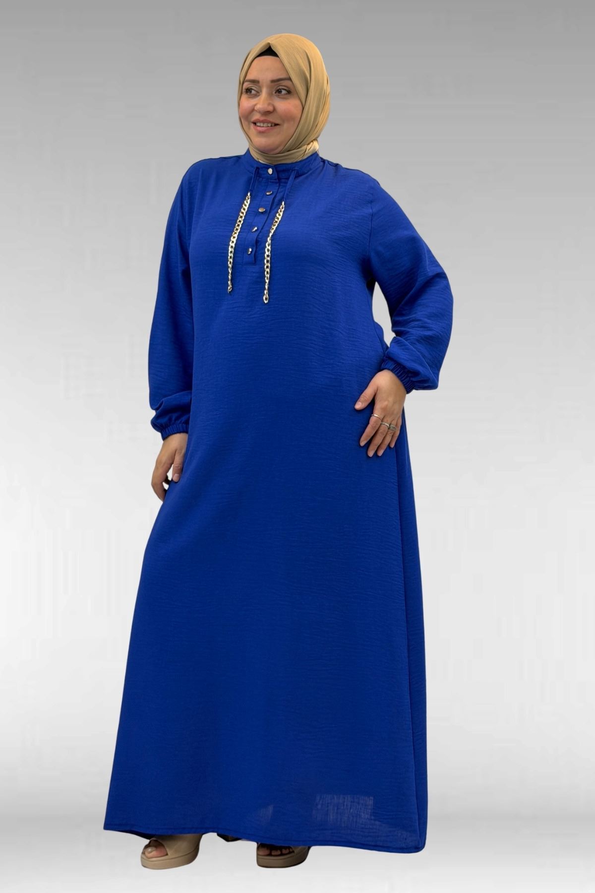 42010 Büyük Beden Keten Airobin Zincir Detaylı Elbise - Saks