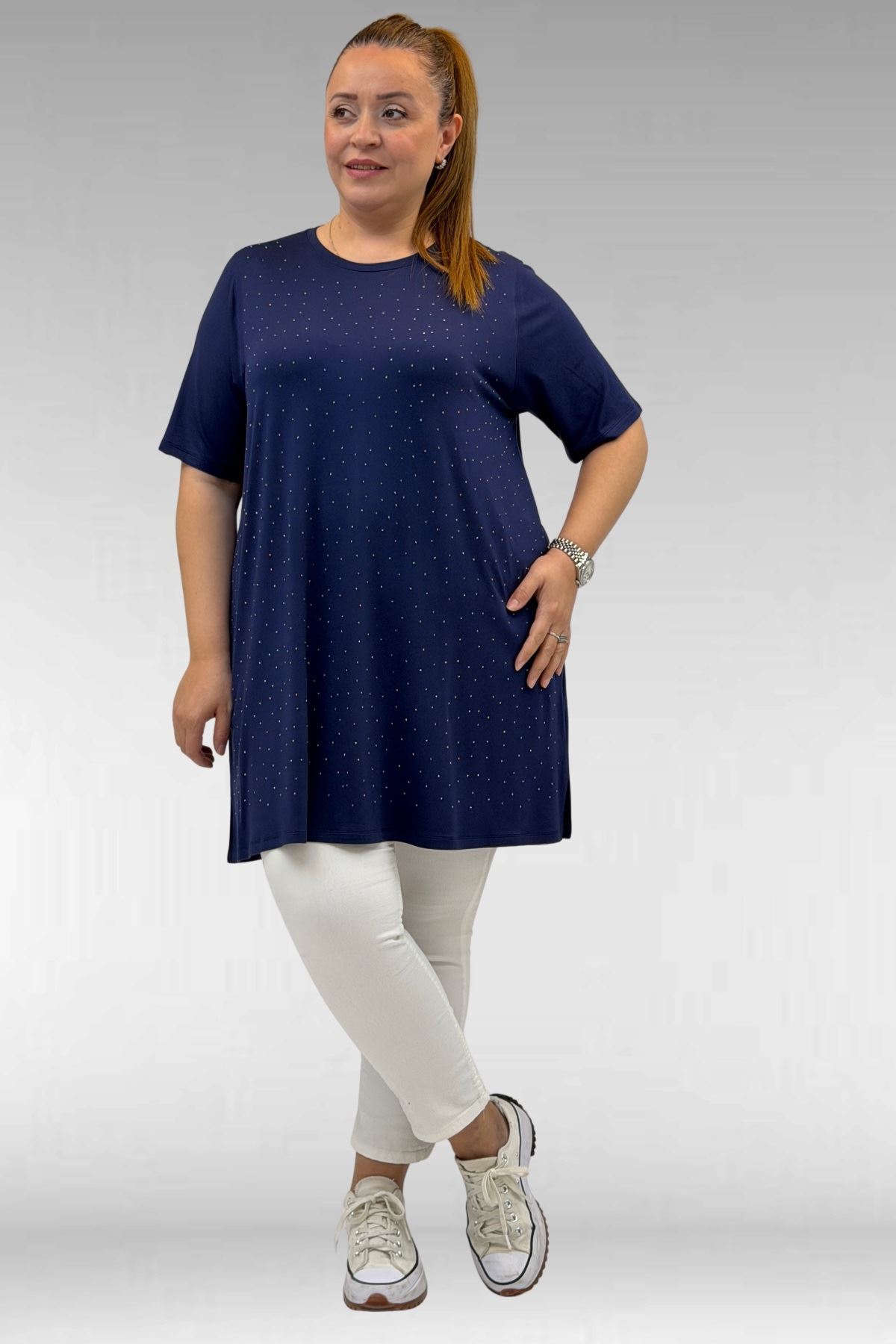 68501 Büyük Beden Yakası Biyeli Önü Taşlı Penye Tişört - Lacivert