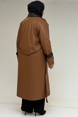 43099 Büyük Beden Deri Kombinli Düğmeli Kap - Taba