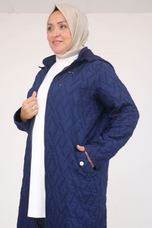 53038 Büyük Beden Kapşonlu Fermuarlı Kapitone Trençkot - İndigo