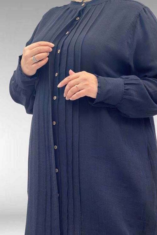 68022 Büyük Beden Boydan Pile Detaylı Müslin Gömlek - Siyah