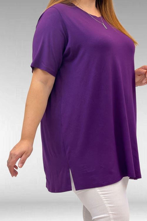 58507 Büyük Beden Yakası Biyeli Penye Tişört - Mürdüm