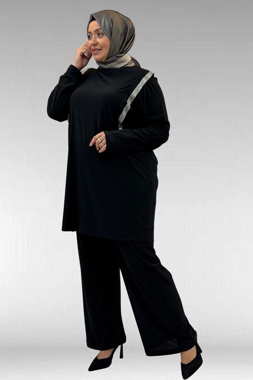 67022 Büyük Beden Omzu Taş Detaylı Sandy Pantolonlu Takım - Siyah