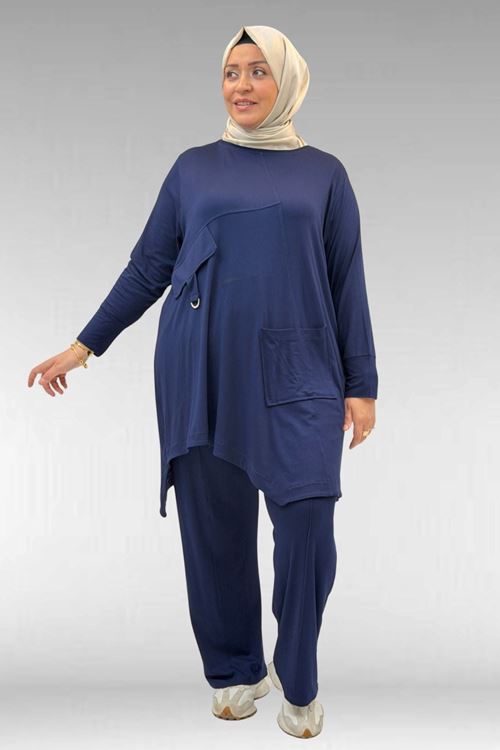 67040 Büyük Beden Cep Kapak Modelli D Halka Detaylı Penye Pantolonlu Takım - Lacivert