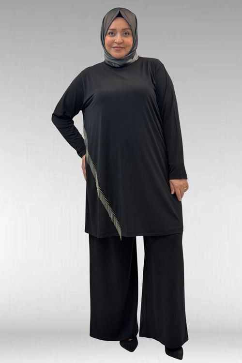 67043 Büyük Beden Püskül Detaylı Sandy Pantolonlu Takım - Siyah